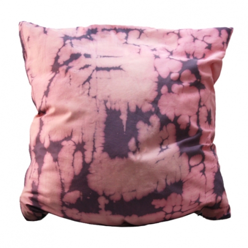 <span style="font-size: 14px;">Kissen / pillow<br /><br />2009<br />Cotton<br />80 x 80 x 20 cm<br />Ed. 3/3<br /></span>